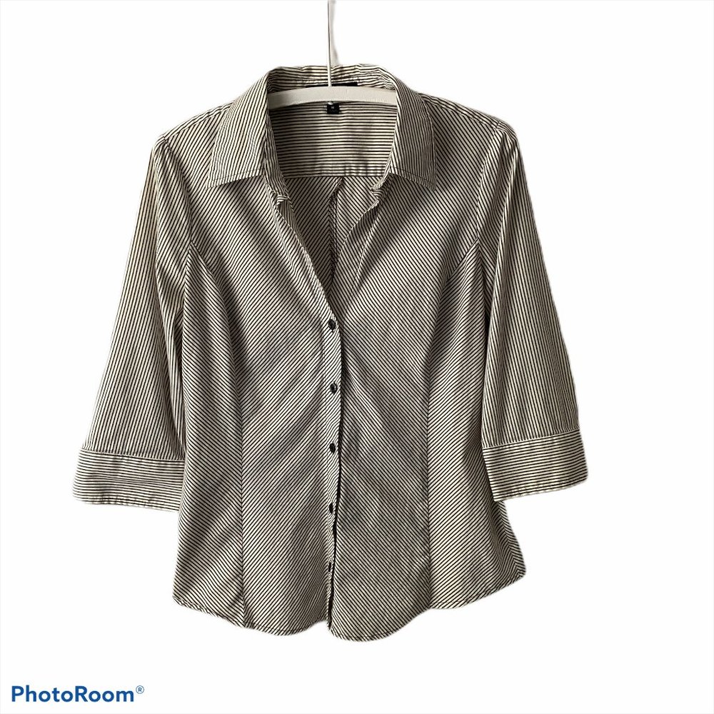 🔴  Express Striped Button Down Blouse M